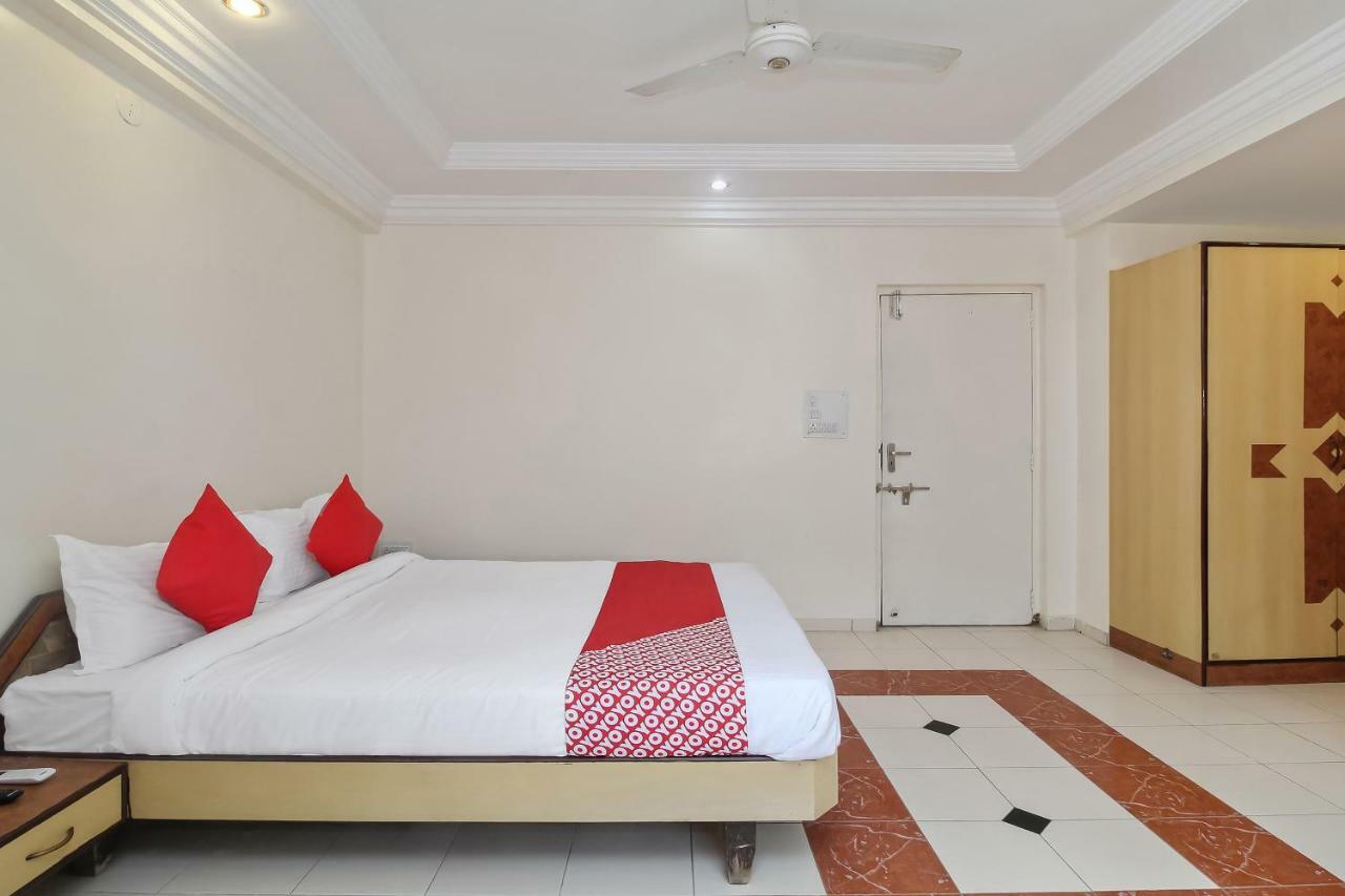 Oyo 29615 Chandraphool Garden Alandi Екстериор снимка